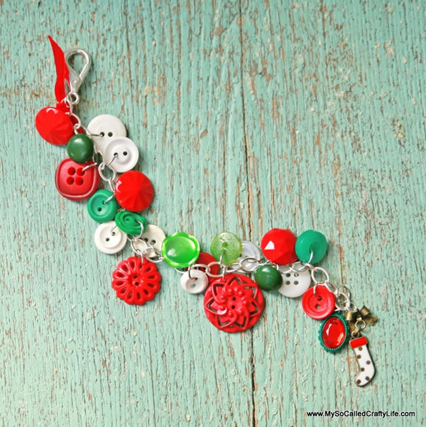 25 increibles  adornos de navidad hechos a mano - brazalete hecho con botones