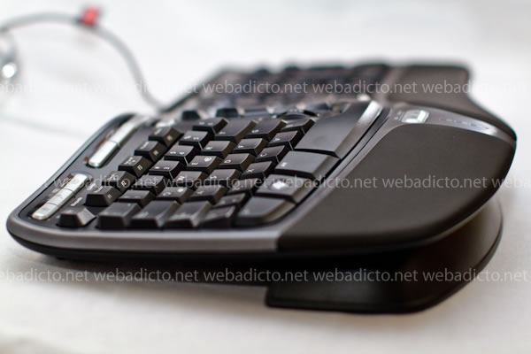 microsoft-teclado-natural-ergonomic-4000-9524