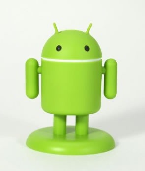 muneco-android-usb-cargar-smartphones-3 muneco-android-usb-cargar-smartphones-3